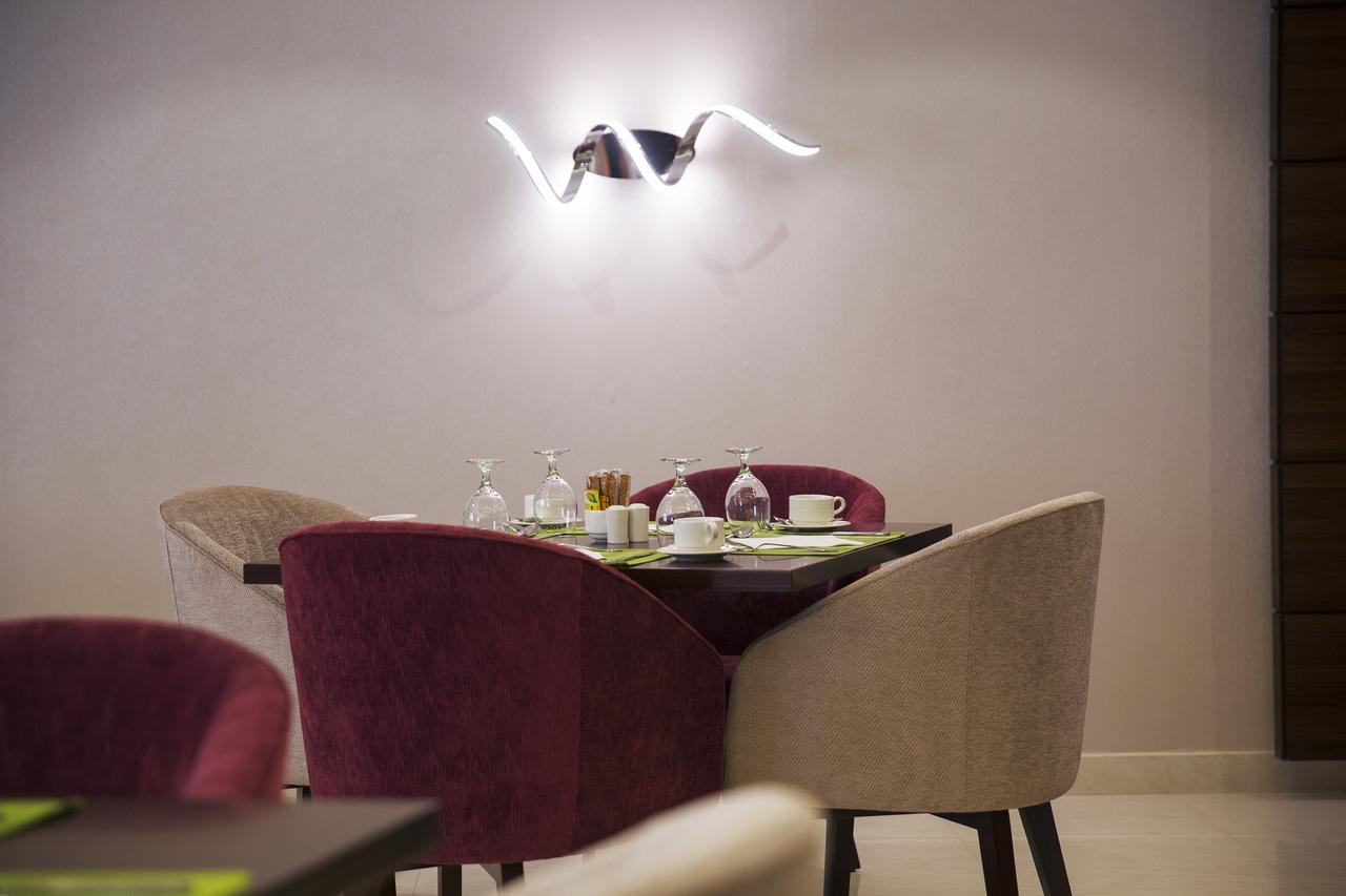 Motiara Hotel - Al Murouj Rijád Exteriér fotografie